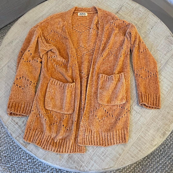 Listicle Sweaters - Chenille Cardigan